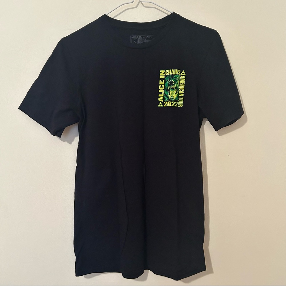 NWOT Official Alice in Chains 2022 Tour T Shirt Small Graphic Tee Grunge Merch